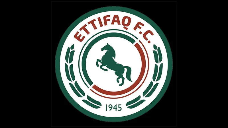 Cầu thủ Al Nassr đang tấn công quyết liệt trước Al Ettifaq